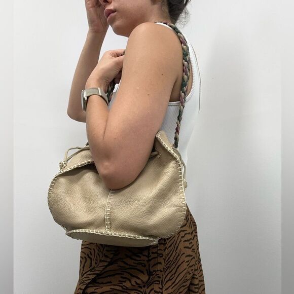 Valerie Steven’s Beige Leather Small Bucket Shoukder Bag Braided Leather Strap - Picture 2 of 16